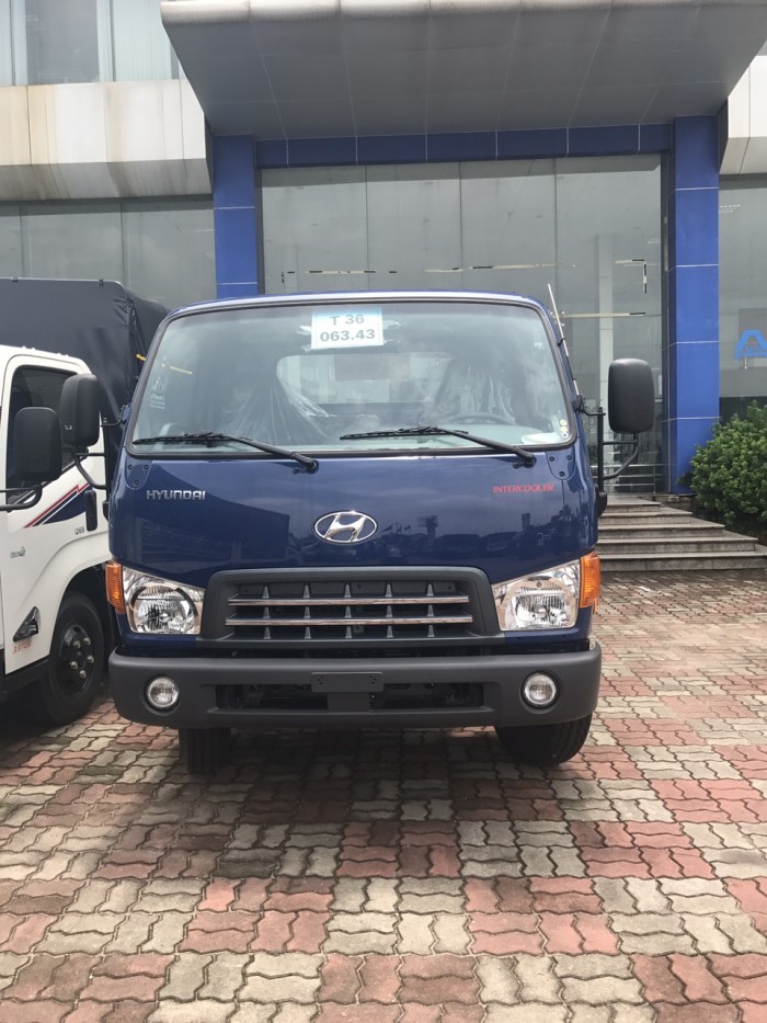 Cần bán xe Hyundai New Mighty 2017 thùng bạt xe nhập 3 cục giá ưu đãi