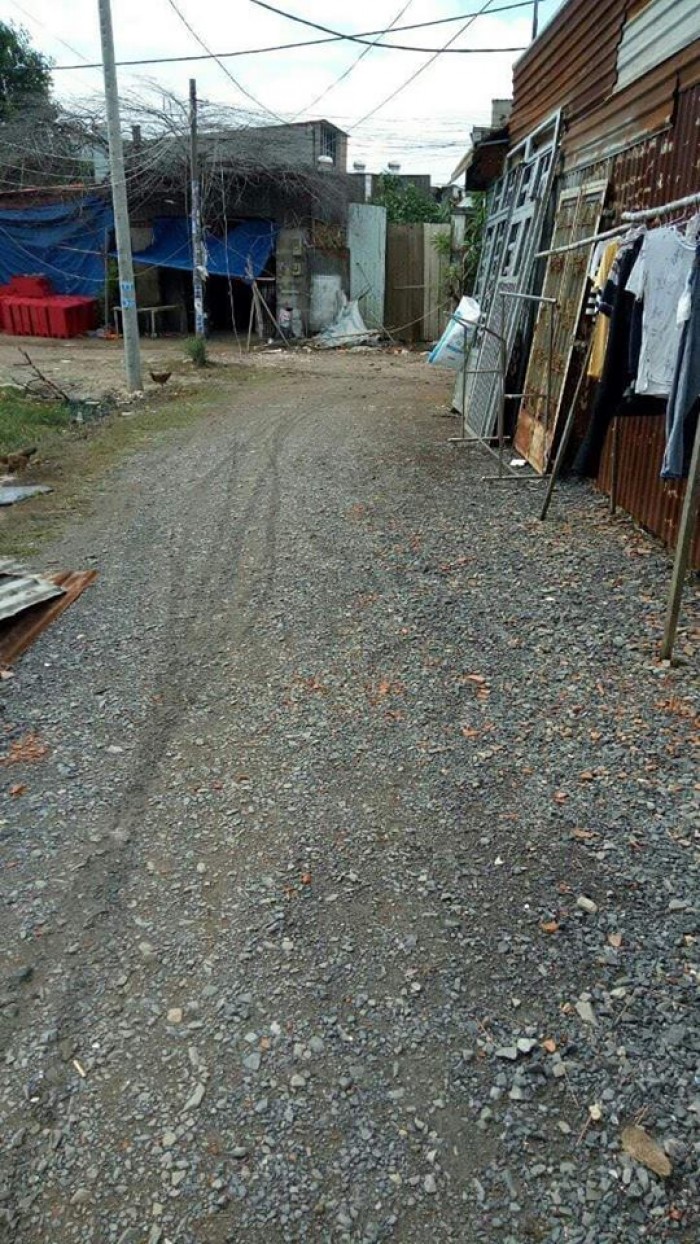 bán nhà gần ngã năm Vĩnh Lộc, gần trạm y tê, UBND, Trường học
