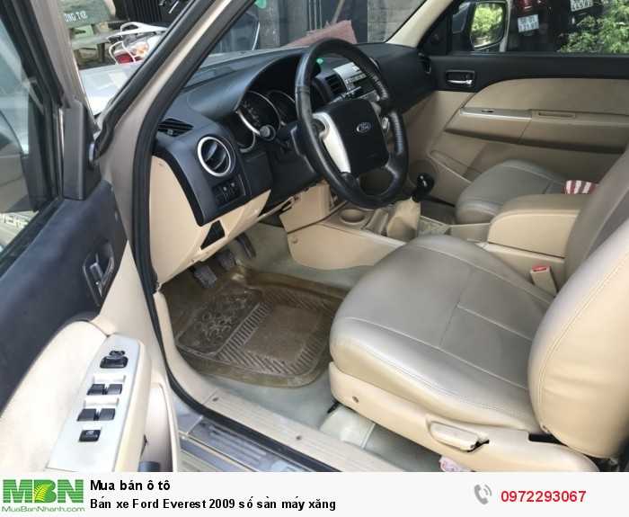 Bán xe Ford Everest 2009 số sàn máy xăng