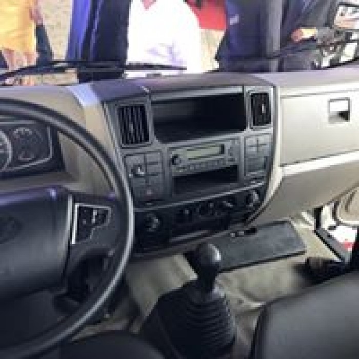 Xe tải DOTHANH IZ65 2.3 tấn giá tốt nhất thị trường