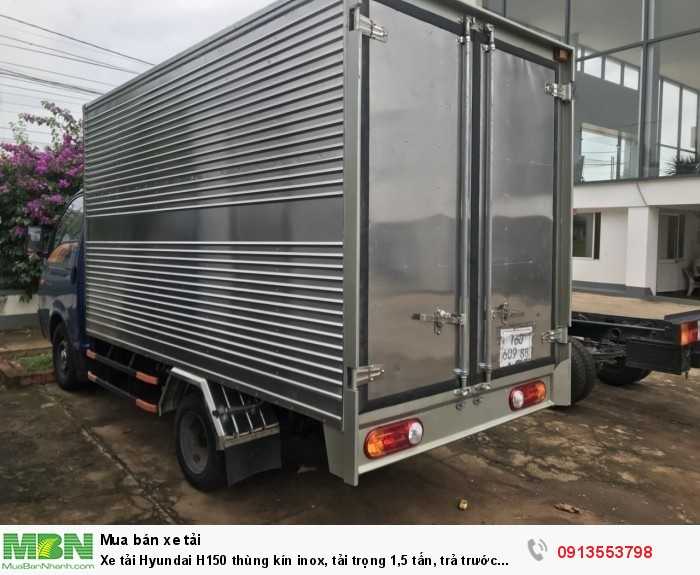 Xe tải Hyundai H150 thùng kín inox, tải trọng 1,5 tấn, trả trước 100 triệu giao xe ngay