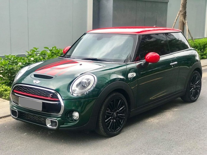 Mình cần bán Mini cooper 2015 tự động màu xanh nhập Anh.