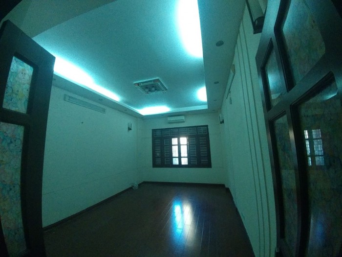 Bán nhà riêng phố Thái Hà,nhà 5 tầng*50m2,mặt tiền 4.05m,ô tô đỗ gần nhà, giá cá thương lượng thêm