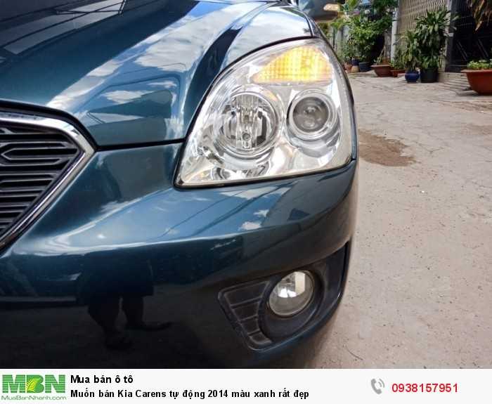 Muốn bán Kia Carens tự động 2014 màu xanh rất đẹp
