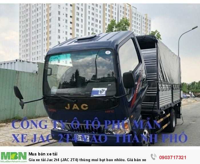 Gía xe tải Jac 2t4 (JAC 2T4) thùng mui bạt bao nhiêu. Giá bán xe tải Jac 2.4 tấn/2T4 công nghệ Isuzu.