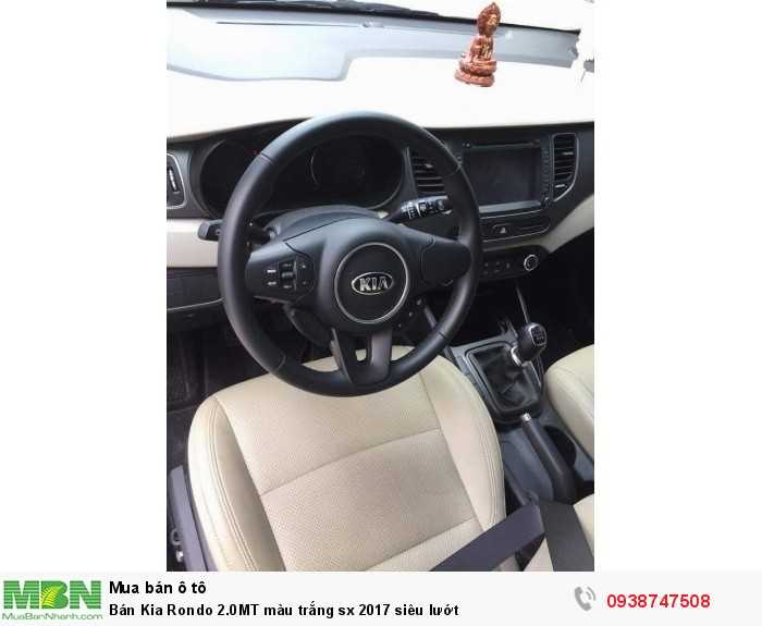 Bán Kia Rondo 2.0MT màu trắng sx 2017 siêu lướt