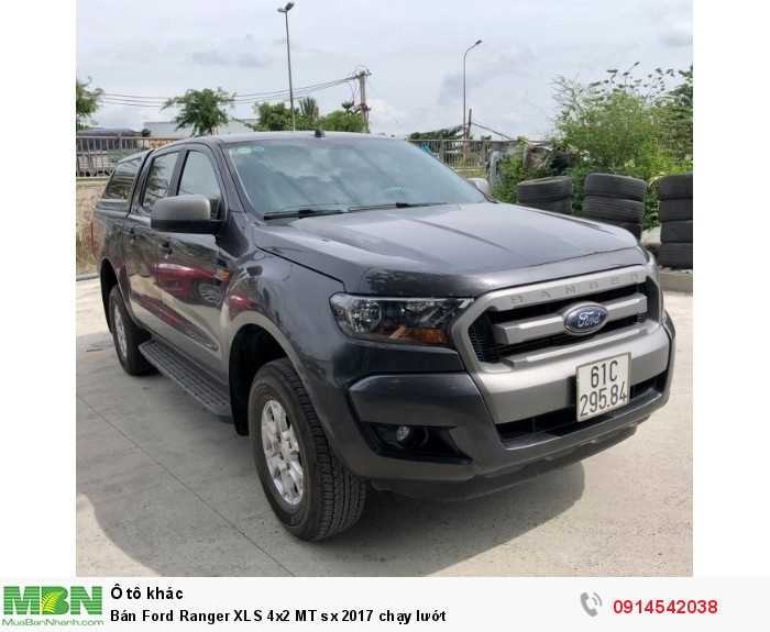Bán Ford Ranger XLS 4x2 MT sx 2017 chạy lướt