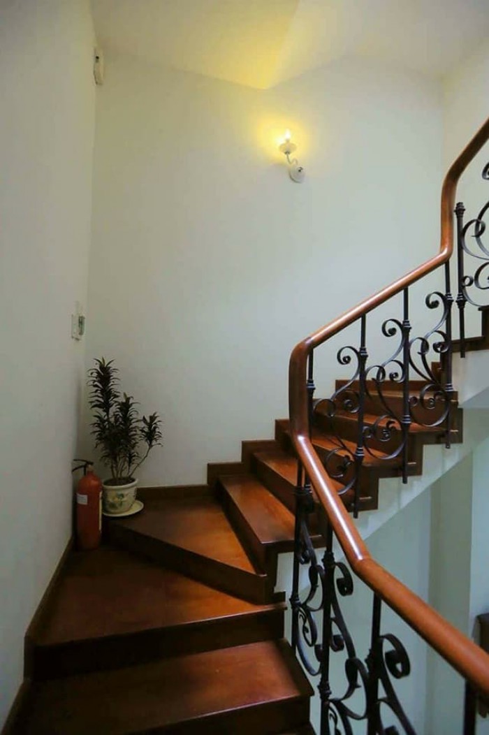 Nhà HXH 3 tháng 2, 43m2 nở hậu