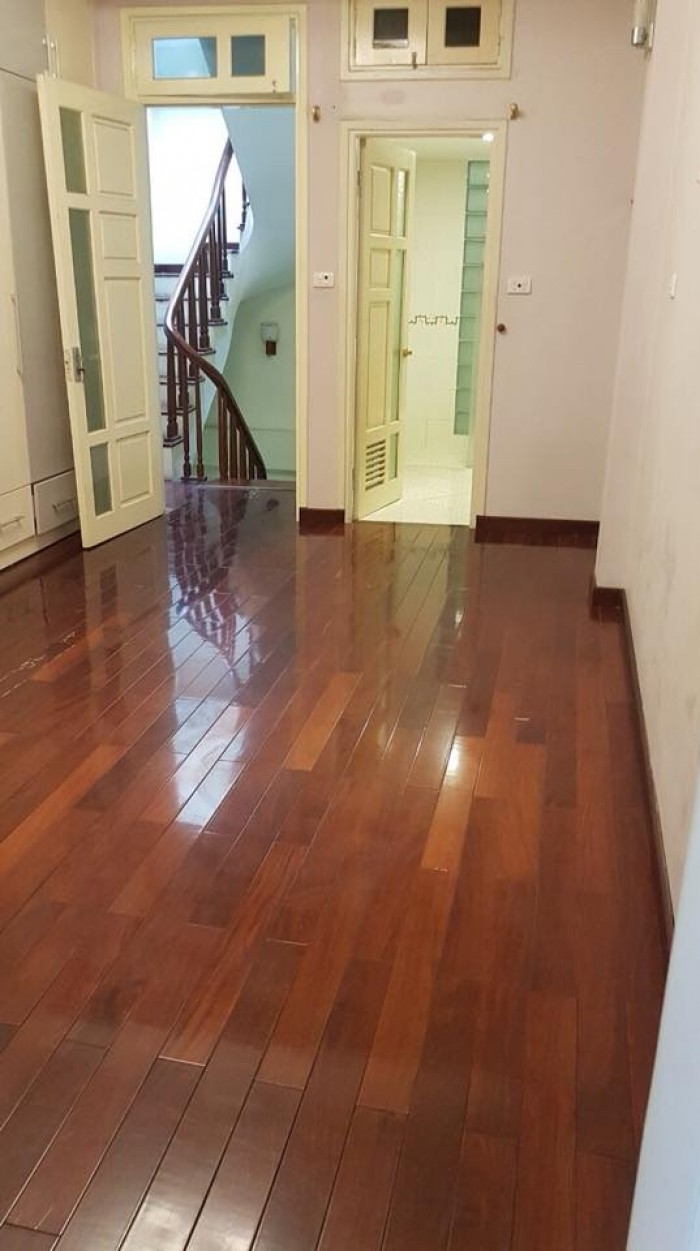 Bán Nhà Ngõ 12 Chùa Bộc 40m2 * 4 tầng, MT 4m