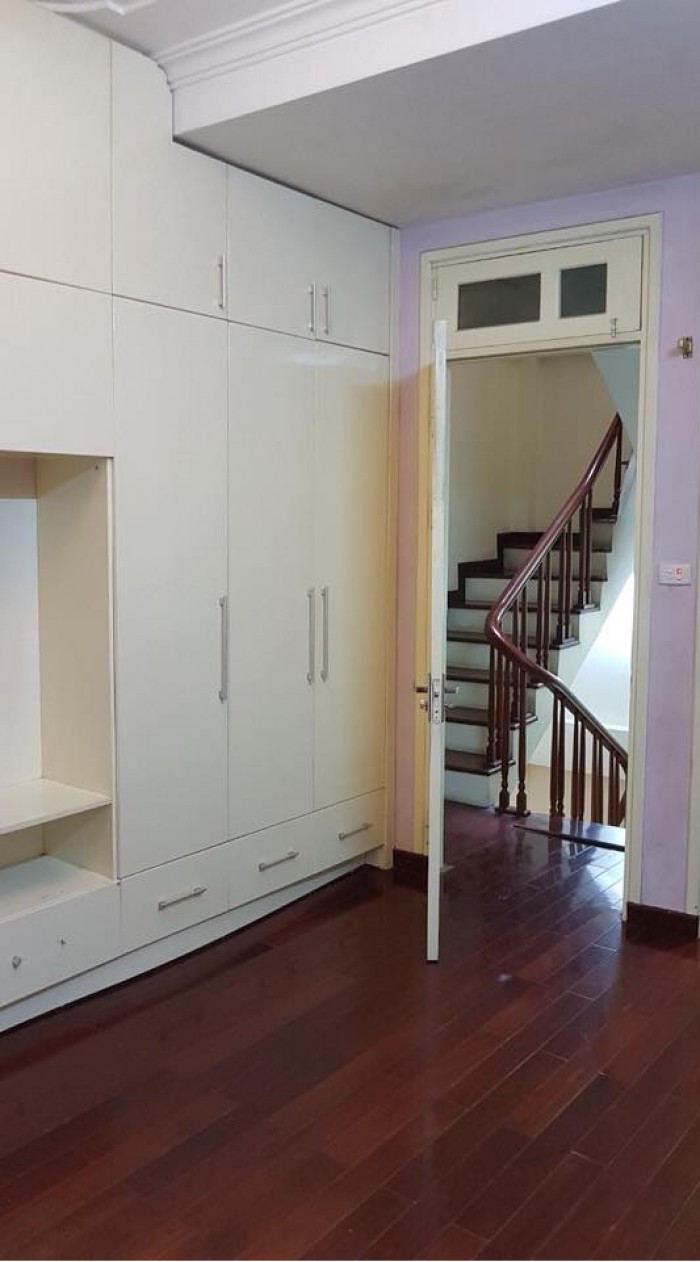 Bán Nhà Ngõ 12 Chùa Bộc 40m2 * 4 tầng, MT 4m