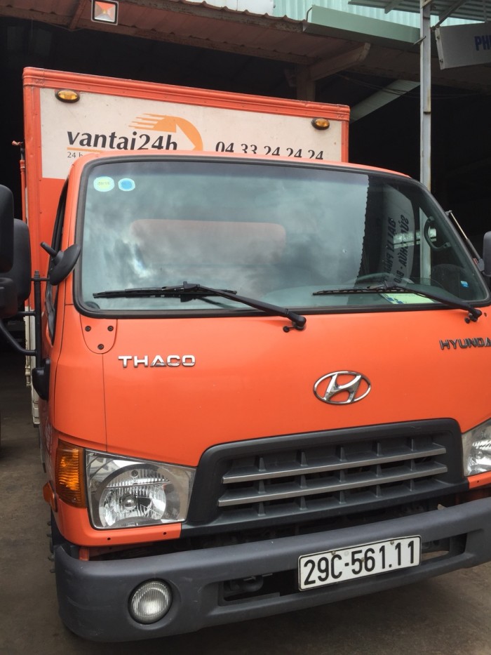 Hyundai hd65 hạ tải thành phố thùng kín đã qua sử dụng sx 2015