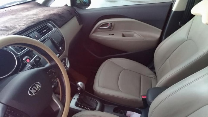 Bán Kia Rio Hatchback 2016 tự động màu nâu xe zin nguyên bản đẹp