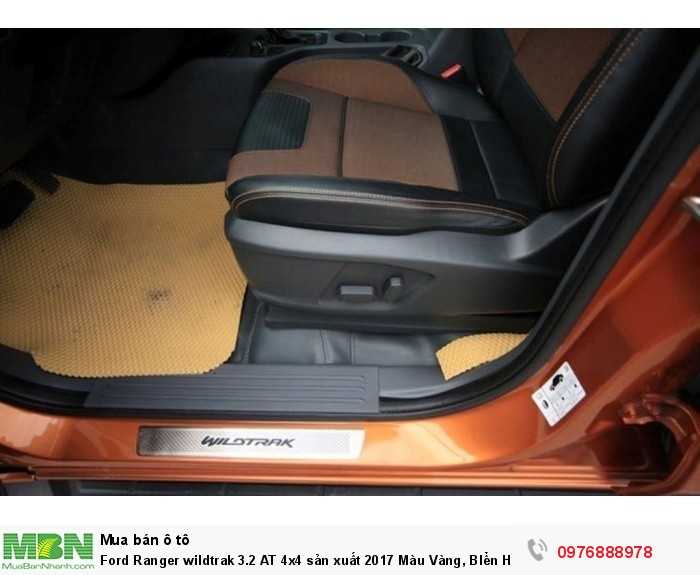 Ford Ranger wildtrak 3.2 AT 4x4 sản xuất 2017 Màu Vàng, BIển Hà Nội