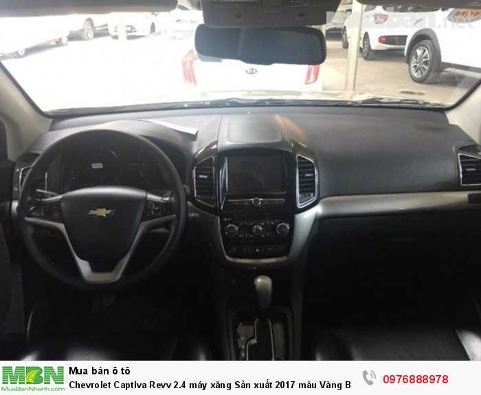 Chevrolet Captiva Revv 2.4  máy xăng Sản xuất 2017 màu Vàng Biển Hà Nội
