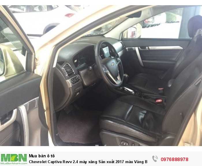 Chevrolet Captiva Revv 2.4  máy xăng Sản xuất 2017 màu Vàng Biển Hà Nội
