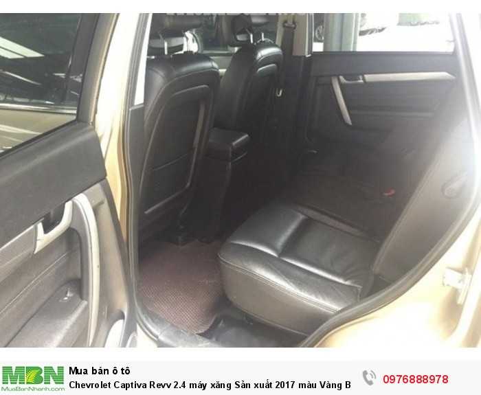 Chevrolet Captiva Revv 2.4  máy xăng Sản xuất 2017 màu Vàng Biển Hà Nội