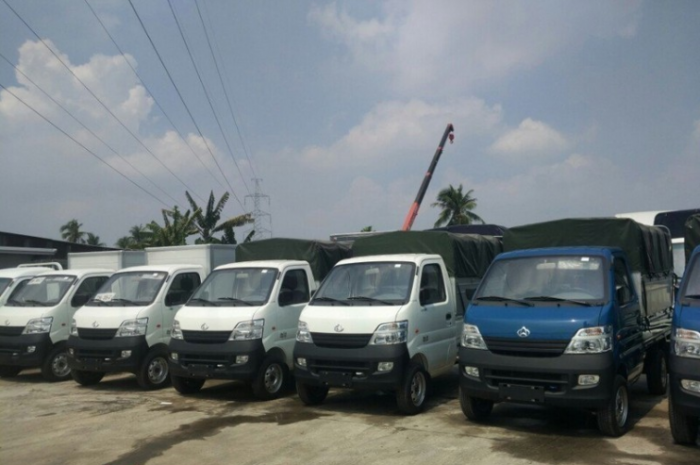 Bán ô tô bán xe tải nhỏ Veam Star Changan 700kg thùng bạt trả góp giá rẻ tp.hcm