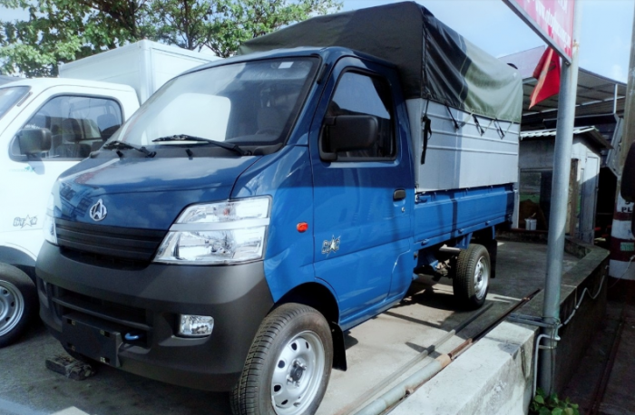 Bán ô tô bán xe tải nhỏ Veam Star Changan 700kg thùng bạt trả góp giá rẻ tp.hcm