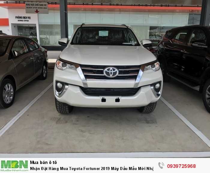 Nhận Đặt Hàng Mua Toyota Fortuner 2019 Máy Dầu Mẫu Mới Nhập Khẩu Giao Trong Tháng Tại HCM