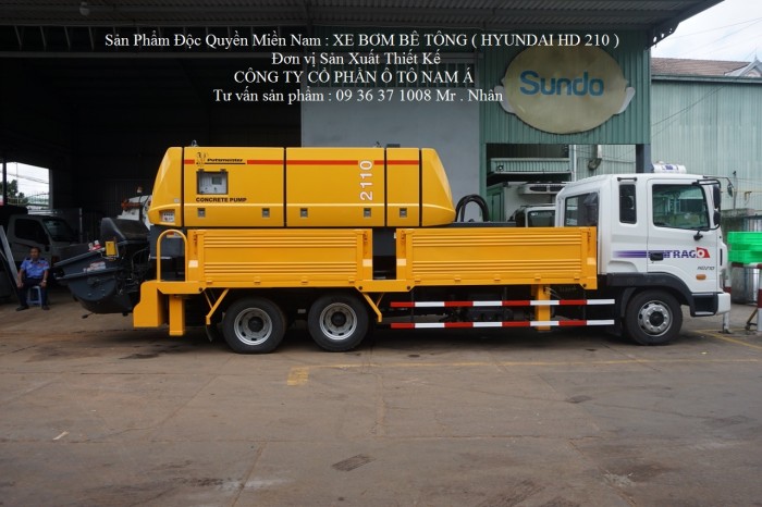 Xe Tải gắn máy bơm bê tông .