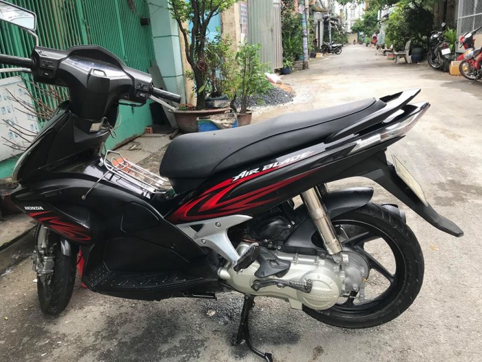 Air Blade lên thái màu đỏ Đen,bstp, hinh that nhé xe keng