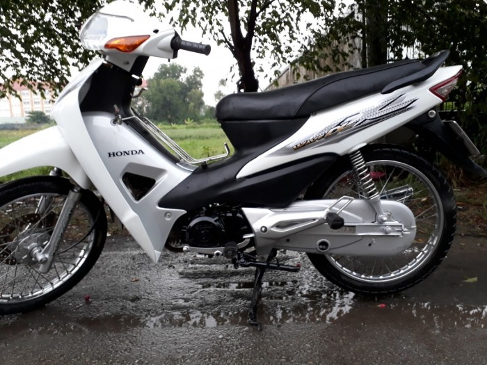 Bán Wave A110 Hàn Quốc Căm thắng đĩa màu trắng 2016