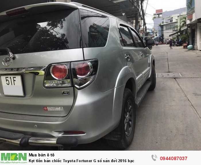 Kẹt tiền bán chiếc Toyota Fortuner G số sàn đời 2016 bạc
