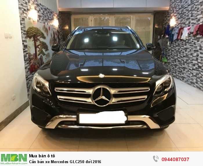 Cần bán xe Mercedes GLC250 đời 2016