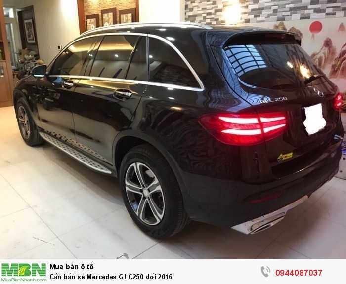 Cần bán xe Mercedes GLC250 đời 2016