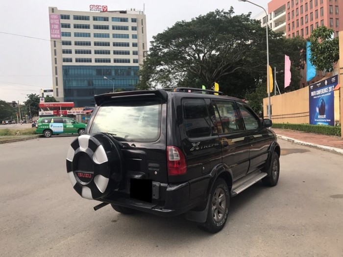 Bán gấp Hilander Isuzu 2007 máy dầu số sàn xe đệp từ đầu đến chân