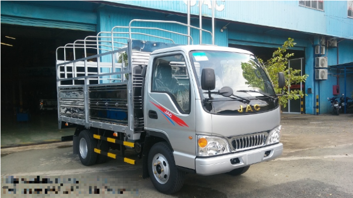 Xe tải Jac 2T4- 2.4T- 2,4t- 2.4 tấn - thùng mui bạt 2018