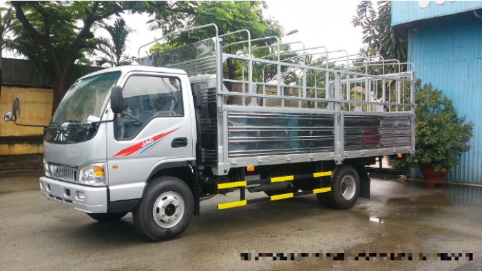 Xe tải Jac 2T4- 2.4T- 2,4t- 2.4 tấn - thùng mui bạt 2018
