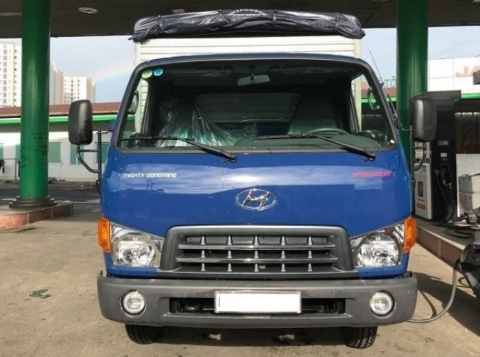Xe tải hyundai Hd700 thùng mui bạt 6T85 trả góp tại tphcm