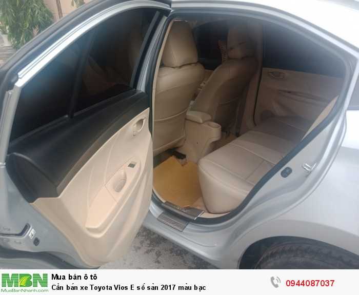 Cần bán xe Toyota Vios E số sàn 2017 màu bạc