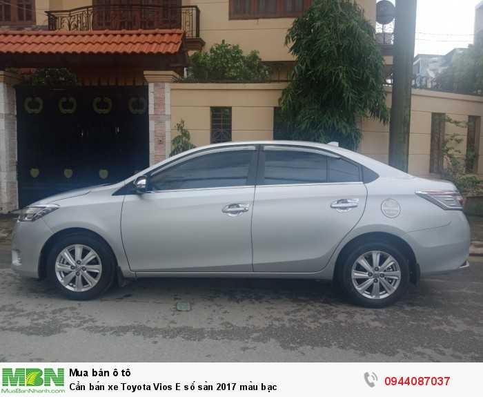 Cần bán xe Toyota Vios E số sàn 2017 màu bạc