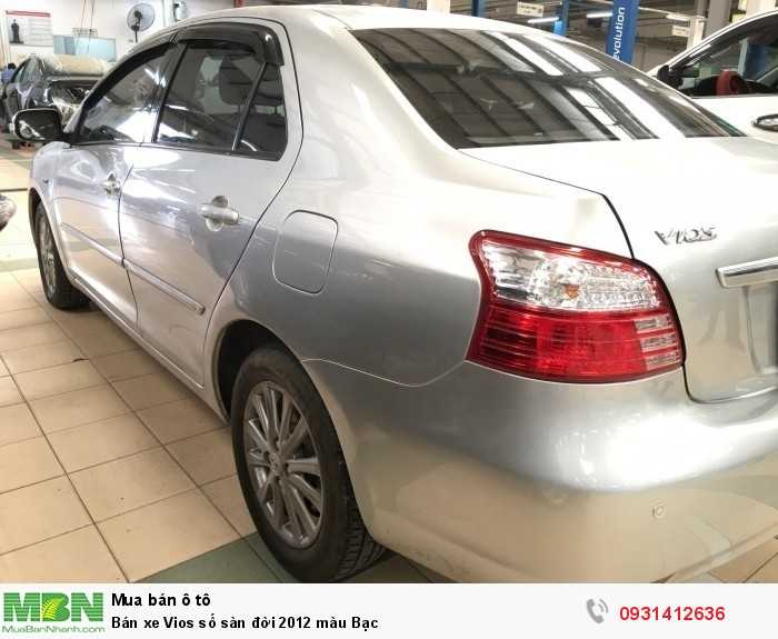 Bán xe Vios số sàn đời 2012 màu Bạc