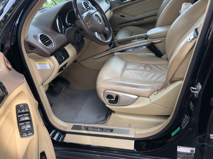 Thanh lí Mercedes GL550 AMG 2009 Tự động