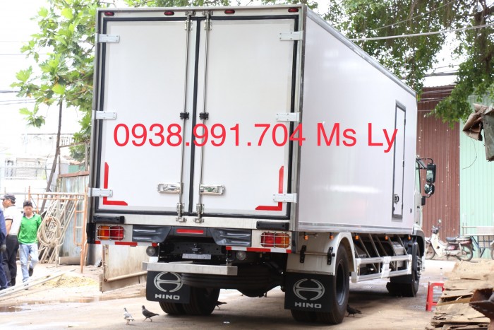 Xe tải Hino 8 tấn thùng đông lạnh