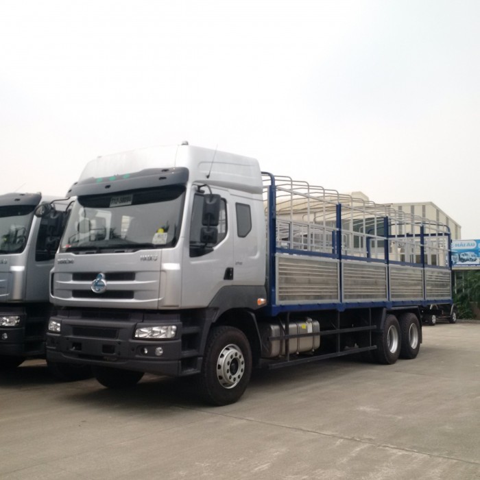 Xe tải Chenglong 3 chân 15T đời 2017, thùng dài 9m3 nhập khẩu nguyên chiếc