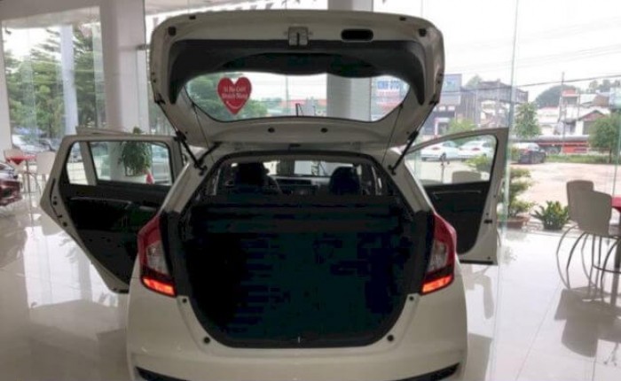 {Đồng Nai} Honda Jazz V , tặng ngay 25 triệu phụ kiện hoặc 20 triệu Tiền mặt, hỗ trợ mua xe trả góp lãi suất ưu đãi