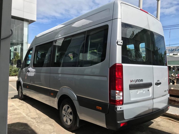 Minibus Hyundai Solati 16 chỗ H350 2018, Giao xe trong tháng 11