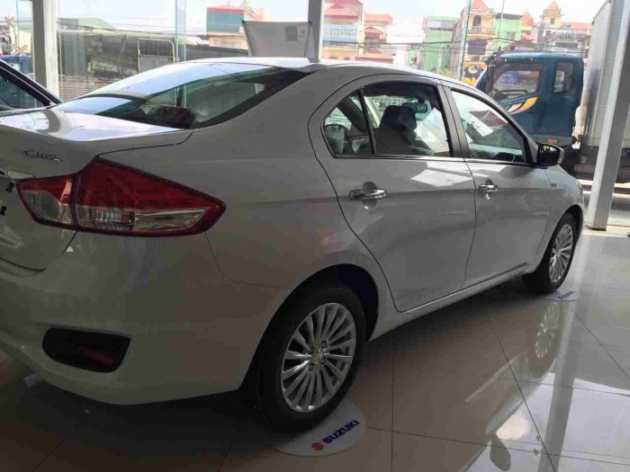 Bán Ô tô Suzuki Ciaz – Dòng Sedan 5 chỗ sang trọng, đẳng cấp