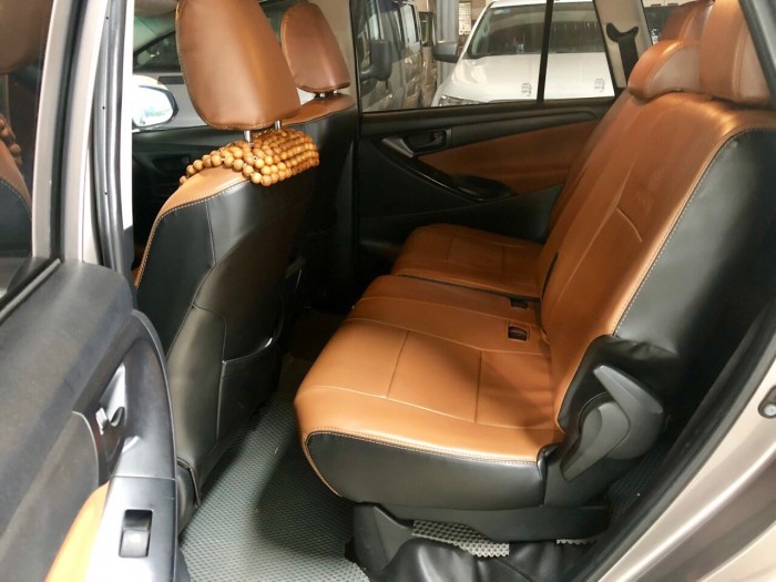 Bán Toyata Innova sx 2016 màu đồng