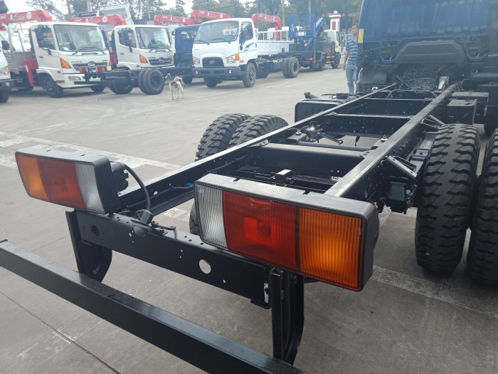 Hyundai 110s