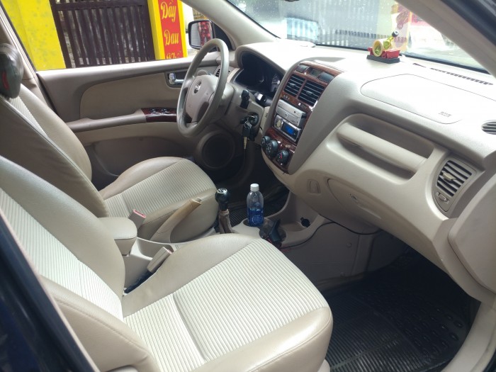 Mình cần bán Kia Sportage đen mt 2008 hai cầu máy dầu xe rất đẹp.