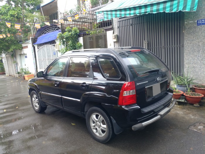 Mình cần bán Kia Sportage đen mt 2008 hai cầu máy dầu xe rất đẹp.