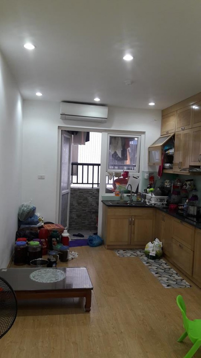 Bán gấp trong tháng, CHCC 55m2, 2PN,2VS, nội thất đầy đủ, view hồ, tòa HH1C Linh Đàm