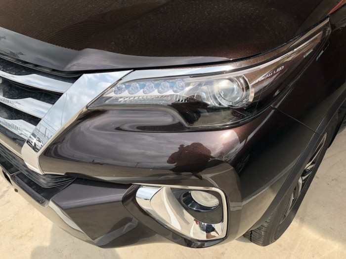 FORTUNER 2.8V (4X4) XE 2 CẦU màu nâu máy dầu giao ngay