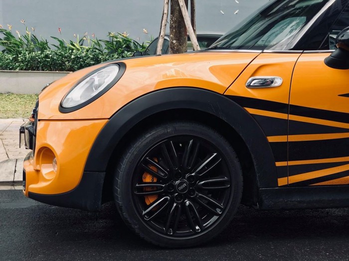 Bán Mini copper S 2016 tự động vàng cam cực độc nhé.