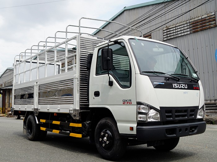 Xe tải ISUZU 1.9 tấn thùng mui bạt - Trả trước 100 triệu, giao xe ngay